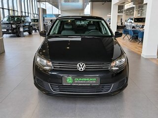 2013 Volkswagen Polo V, чёрный, 679000 рублей, вид 2