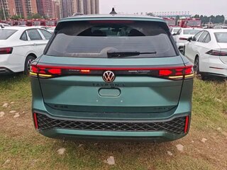 2025 Volkswagen Tayron II (China Market), зелёный, 3294910 рублей, вид 4