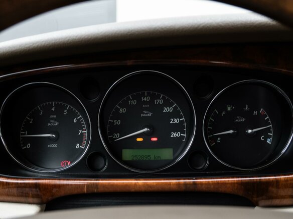 2003 Jaguar XJ III (X350/X358), чёрный, 2065000 рублей - вид 21