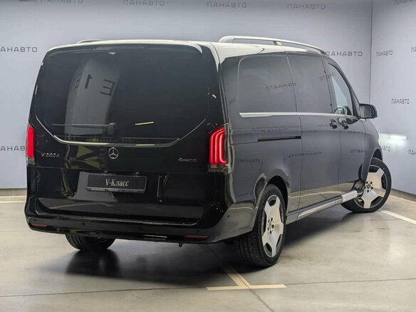 2026 Mercedes-Benz V-Класс Extra Long 300 d экстра длинный III (W447) Рестайлинг 2, чёрный, 15000000 рублей - вид 2