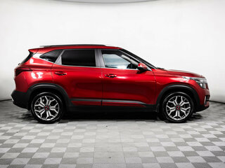 2021 Kia Seltos I, красный, 1938000 рублей, вид 4