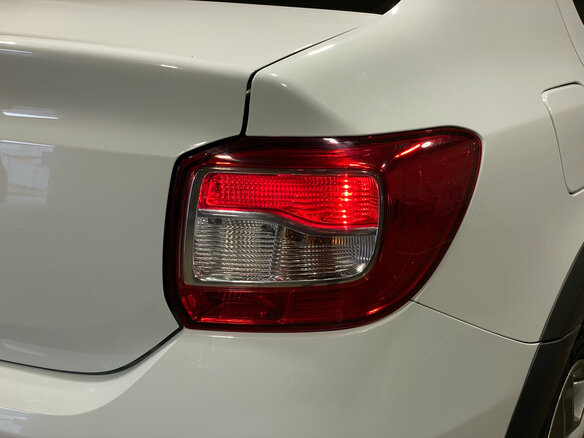 2022 Renault Logan Stepway II Рестайлинг, белый, 1260000 рублей - вид 7