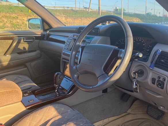 2003 Toyota Crown XI (S170), белый, 800000 рублей - вид 5