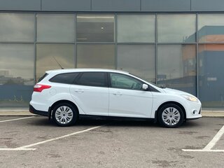 2014 Ford Focus III, белый, 585000 рублей, вид 3
