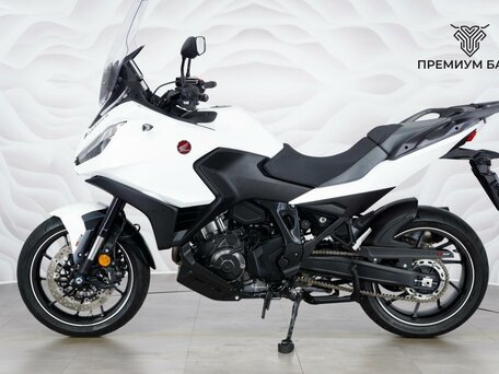 2023 Honda NT1100, белый, 1499000 рублей, вид 2