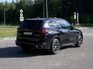 2021 BMW X5 30d IV (G05/G18), чёрный, 9100000 рублей, вид 5