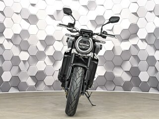 2020 Honda CB 1000R, серый, 1077000 рублей, вид 5