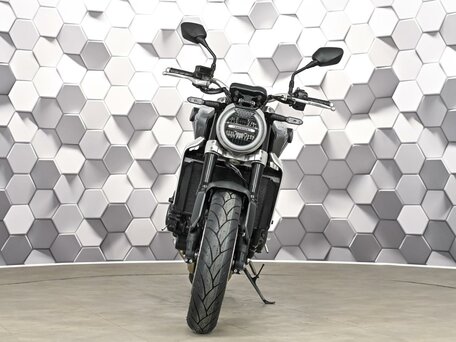 2020 Honda CB 1000R, серый, 1077000 рублей, вид 5