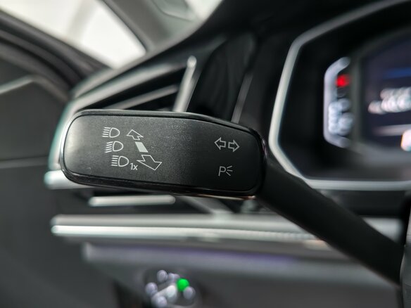 2022 Volkswagen Sagitar III Рестайлинг, серый - вид 13