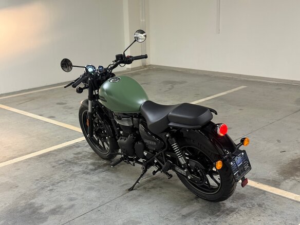 2026 Royal Enfield Meteor, зелёный, 500000 рублей - вид 8