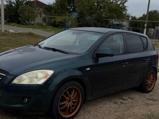 2008 Kia Ceed I, зелёный, 550000 рублей, вид 3