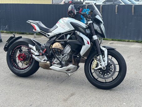 2014 MV Agusta Dragster 800, белый, 790000 рублей, вид 3
