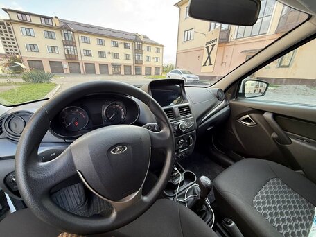 2025 Lada (ВАЗ) Granta I Рестайлинг, белый, 830000 рублей, вид 5