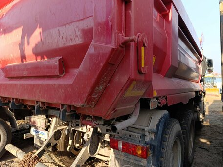 2024 Sinotruk Sitrak C7H, красный, 13057000 рублей, вид 3