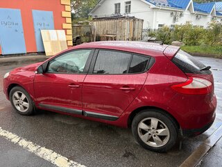 2012 Renault Megane III, красный, 550000 рублей, вид 5