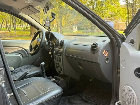 2007 Renault Logan I, серый, 230000 рублей - вид 8