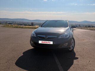 2010 Opel Astra J, серый, 629990 рублей, вид 4