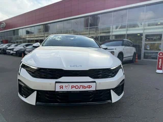 2026 Kia K5 III Рестайлинг, белый, 4950000 рублей, вид 3