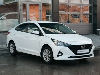 2021 Hyundai Solaris II Рестайлинг, белый, 1365000 рублей, вид 3