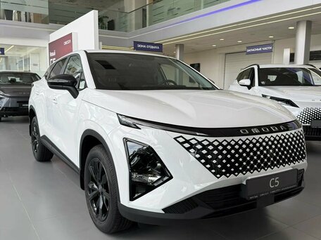 2025 Omoda C5 I Рестайлинг, белый, 2779000 рублей, вид 4