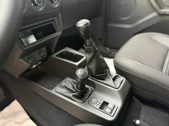 2026 Lada (ВАЗ) Niva Legend I Рестайлинг, чёрный, 1450000 рублей - вид 12