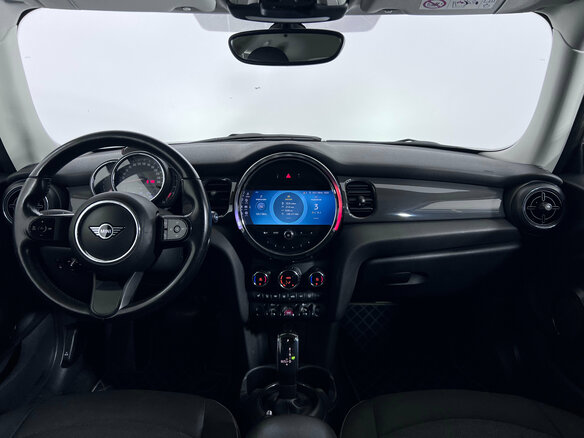 2021 Mini Hatch Cooper III (F55/F56) Рестайлинг 2, серый, 1850000 рублей - вид 9