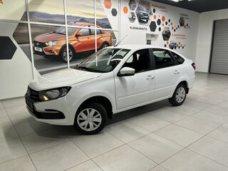 2026 Lada (ВАЗ) Granta I Рестайлинг, белый, 1135000 рублей, вид 1