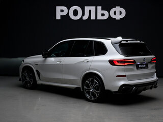 2022 BMW X5 45e IV (G05/G18), белый, 8300000 рублей, вид 5
