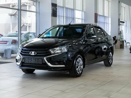 2017 Lada (ВАЗ) Vesta I, чёрный, 700000 рублей, вид 3