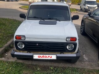 2013 Lada (ВАЗ) 2121 (4x4) I Рестайлинг, белый, 520000 рублей, вид 1
