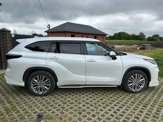 2024 Toyota Highlander IV (XU70), белый, 7300000 рублей, вид 3