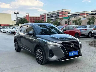 2022 Nissan Kicks I Рестайлинг, серый, 1100001 рублей, вид 5