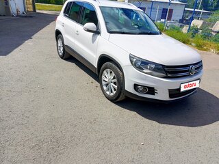 2012 Volkswagen Tiguan I Рестайлинг, белый, 1530000 рублей, вид 3