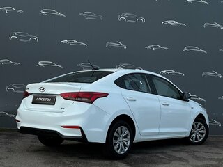 2019 Hyundai Solaris II, белый, 1173700 рублей, вид 2