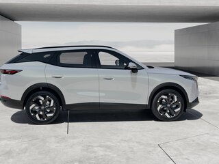 2026 Omoda C7, серебристый, 3099000 рублей, вид 4
