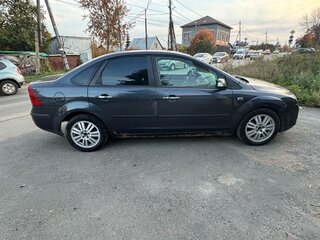 2007 Ford Focus II Рестайлинг, серый, 310000 рублей, вид 2