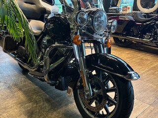 2018 Harley-Davidson Road King, чёрный, 2350000 рублей, вид 5