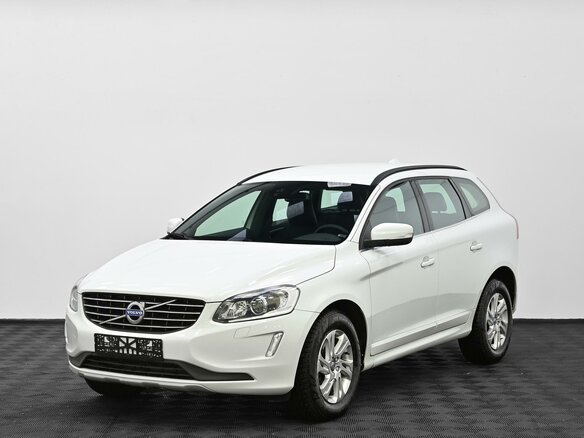 2017 Volvo XC60 I Рестайлинг, белый, 2125000 рублей - вид 2