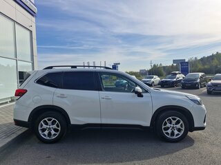 2018 Subaru Forester V, белый, 2400000 рублей, вид 4