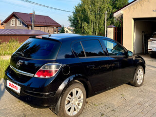 2010 Opel Astra H Рестайлинг, чёрный, 395000 рублей, вид 4