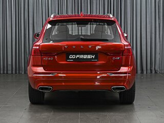 2018 Volvo XC60 II, красный, 3069000 рублей, вид 4