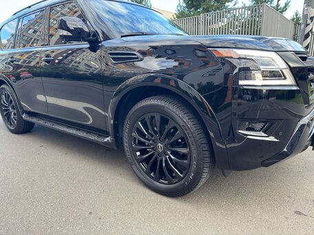 2023 Nissan Armada II Рестайлинг, чёрный, 9150000 рублей, вид 4
