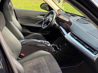2024 BMW X1 20i xDrive III (U11/U12), чёрный, 4630000 рублей, вид 5