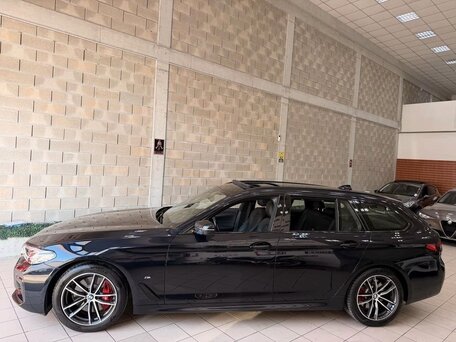 2022 BMW 5 серии 518d VII (G30/G31/G38) Рестайлинг, синий, 3599999 рублей, вид 2