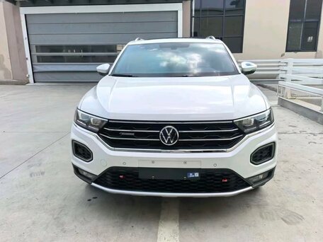 2023 Volkswagen T-Roc I (China Market), белый, 2710000 рублей, вид 3