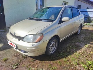 2000 Toyota Platz, золотистый, 270000 рублей, вид 1