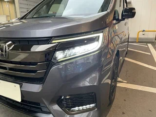 2021 Honda Stepwgn Spada V Рестайлинг, серый, 2110000 рублей, вид 1