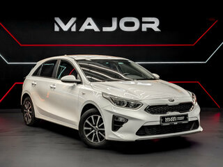 2018 Kia Ceed III, белый, 1850000 рублей, вид 3