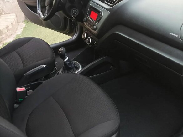 2014 Kia Rio III, серый, 780000 рублей - вид 6
