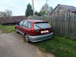 1997 Nissan Almera I (N15), красный, 70000 рублей, вид 2